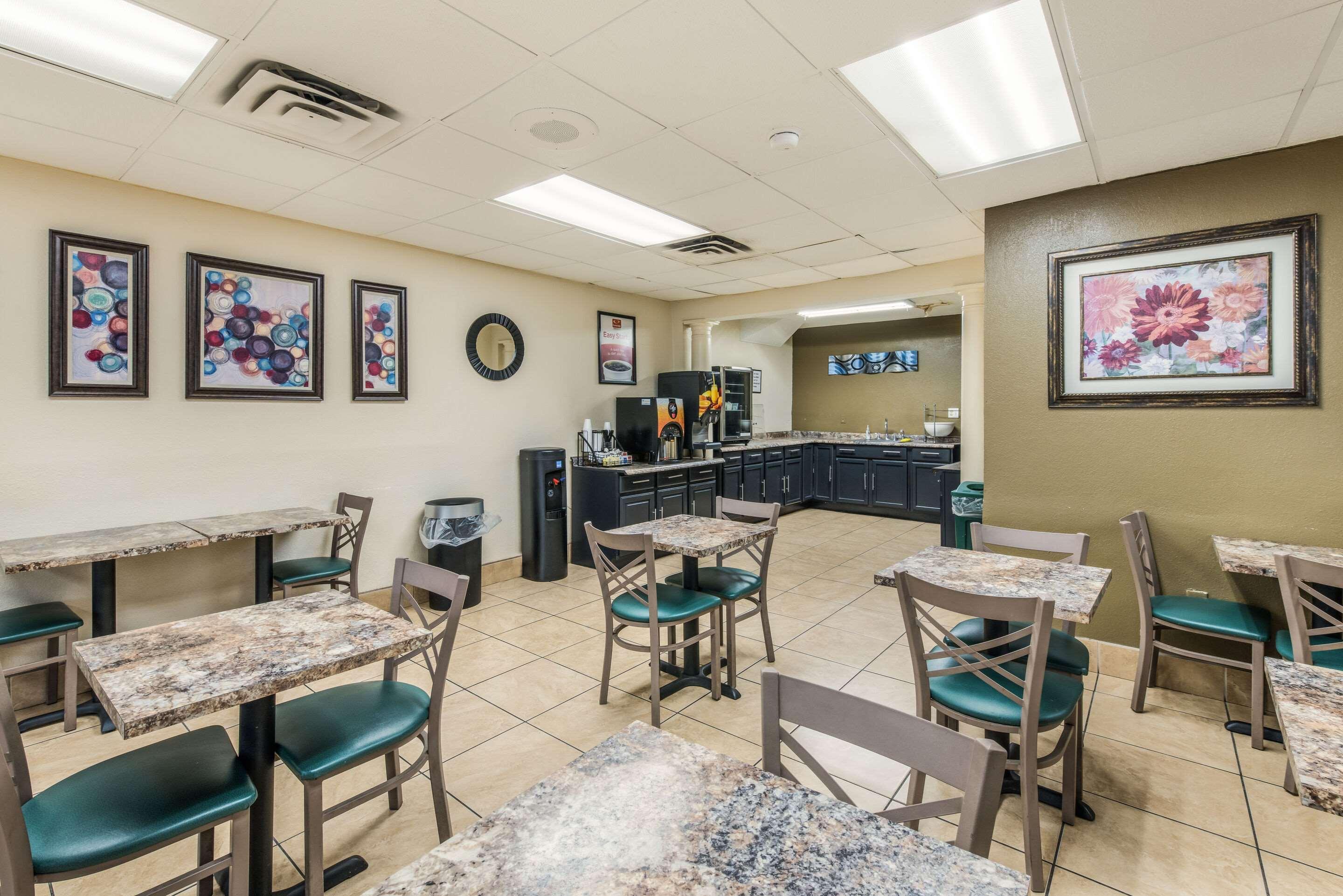 Econo Lodge Salisbury Bagian luar foto