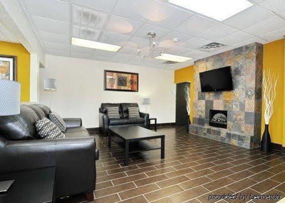 Econo Lodge Salisbury Bagian luar foto