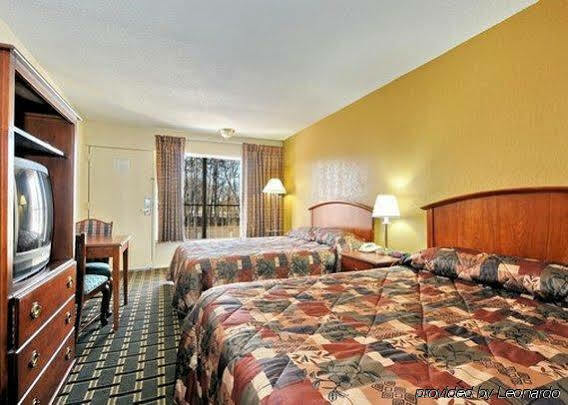 Econo Lodge Salisbury Bagian luar foto